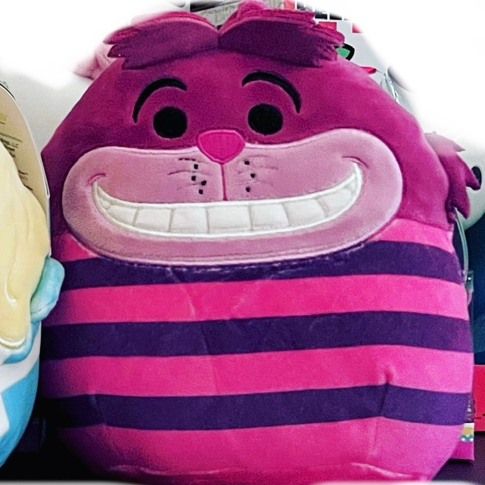Cheshire from Alice in Wonderland Squishmallow